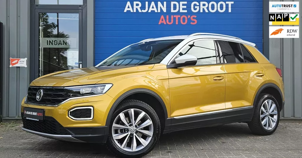 Volkswagen T-Roc 1.5 TSI 150PK AUTOMAAT ACC Virtual Camera Keyless LED