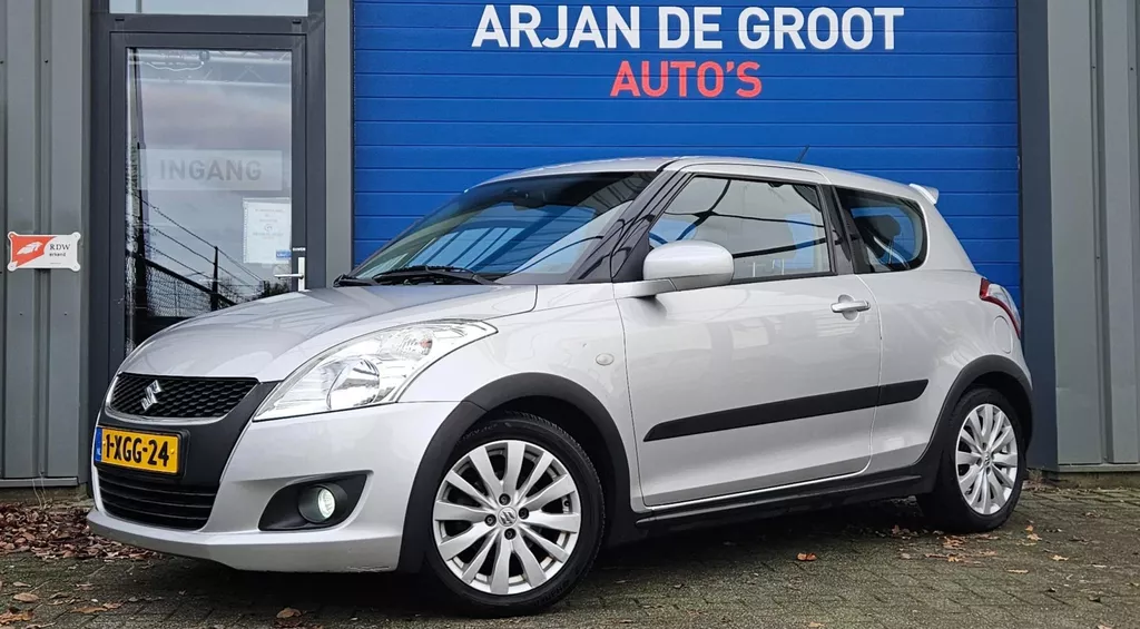Suzuki Swift 1.2 Bandit EASSS Airco Cruise NAP Trekhaak LM velgen