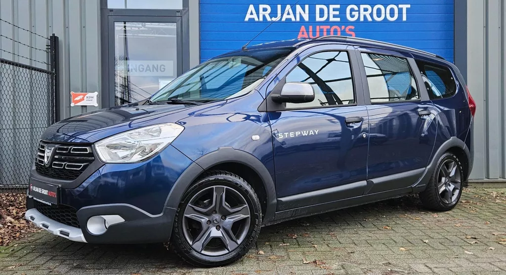 Dacia LODGY 1.6 Stepway 7 Persoons Airco Navi Cruise Camera PDC