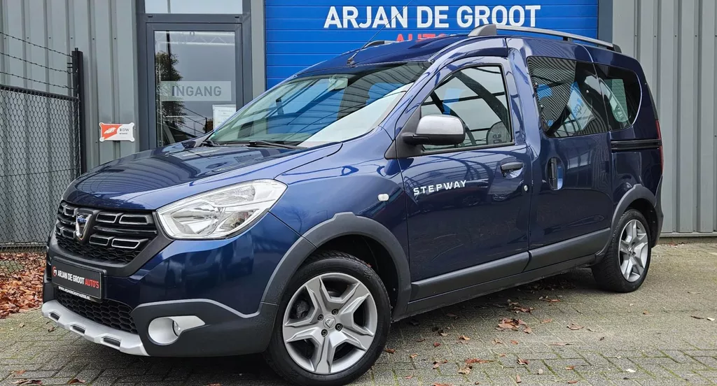 Dacia DOKKER 1.6 102PK Stepway Airco Navi Cruise Trekhaak All season