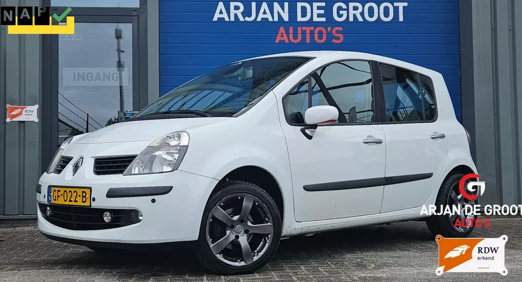 Renault Modus 1.6 112PK AUTOMAAT Airco Cruise Trekhaak