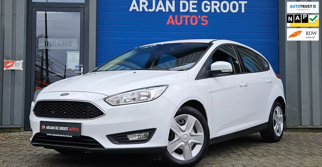 Ford Focus 1.6 T-VCT 86PK 5Drs Airco 4 Cilinder! Bleutooth Stoelverwarming