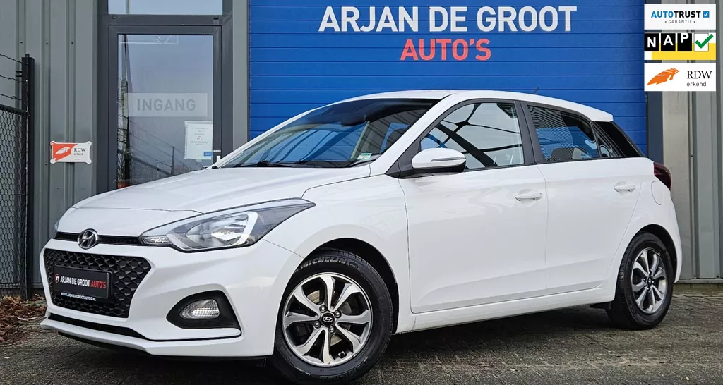 Hyundai I20 1.2 85PK 5Drs Airco Cruise Bleutooth Trekhaak Facelift