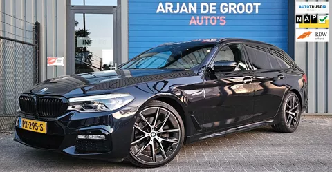 BMW 5-serie Touring 520i High Ex M-pakket Pano HUD Carplay&reg; Full LED NAP